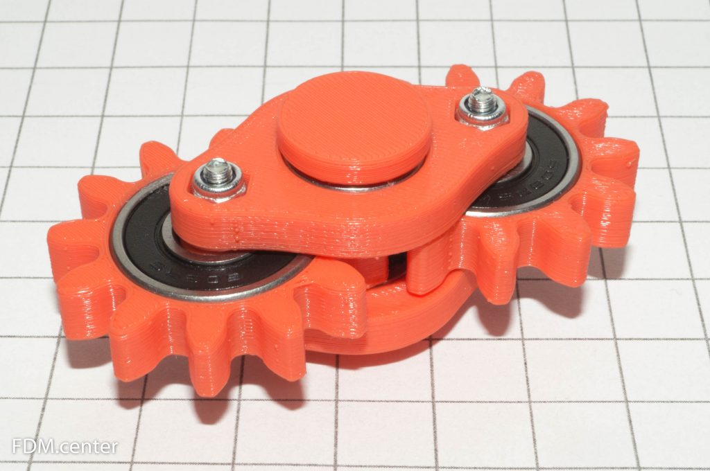 Hand spinner: two gears на 3d принтере